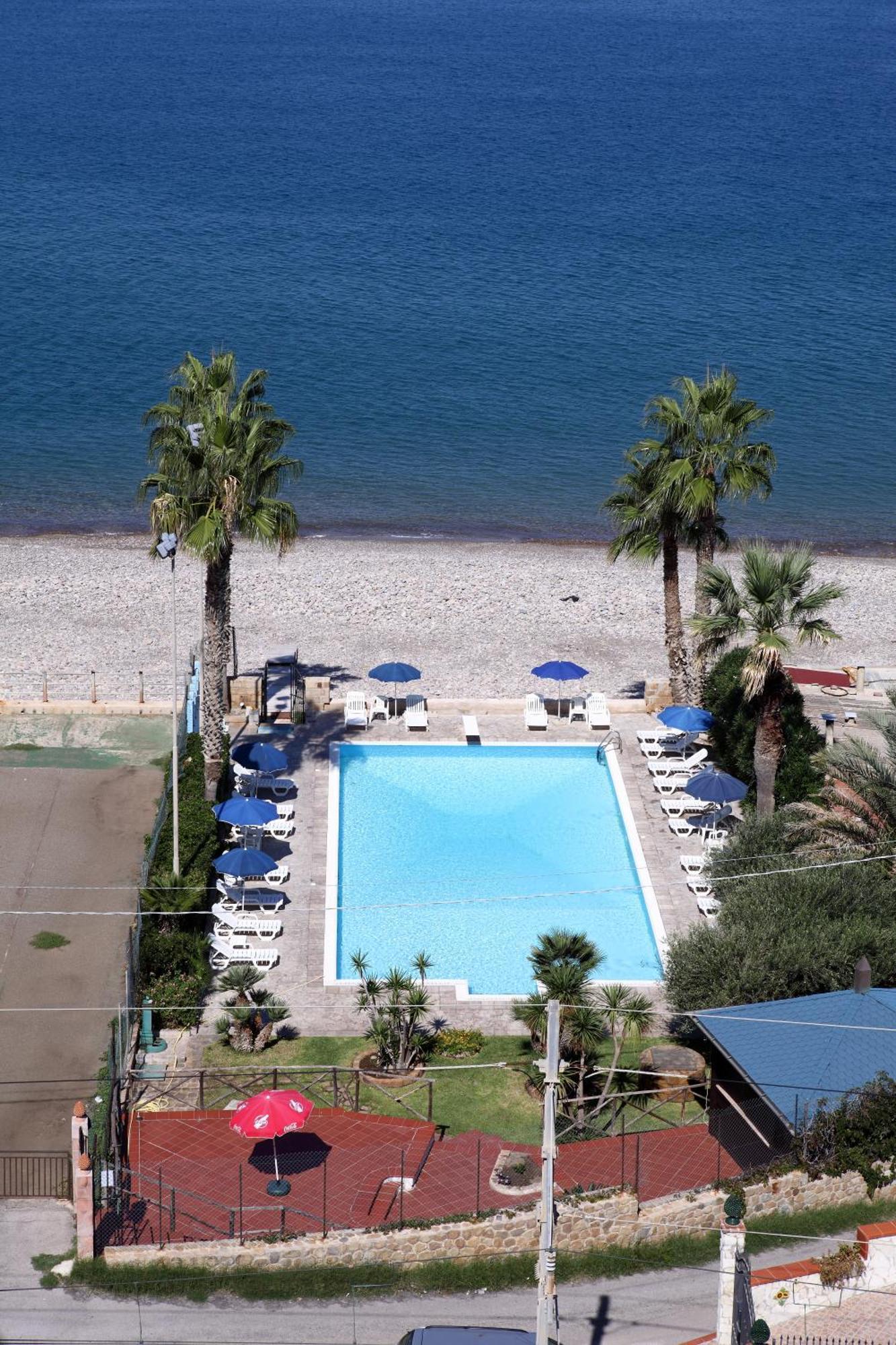 Hotel Za Maria Santo Stefano di Camastra Ruang foto