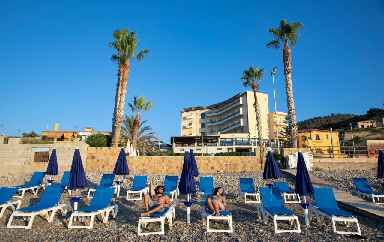 Hotel Za Maria Santo Stefano di Camastra Bagian luar foto